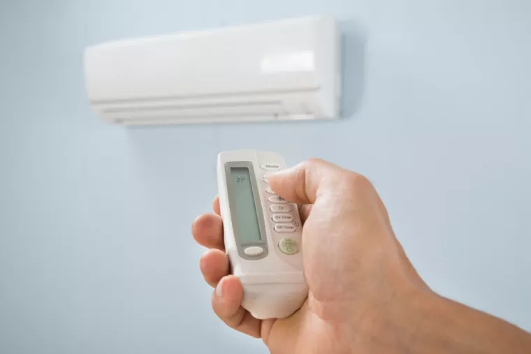 Faire poser un système de climatisation réversible dans un appartement au dernier étage, Sathonay-Camp, Atout Aménagement Habitat